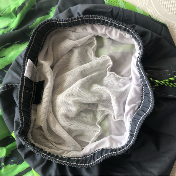 Minecraft Graphics Boys Size 14-16 Swimming Trunks Shorts Mesh Lining Elastic - Picture 11 of 13